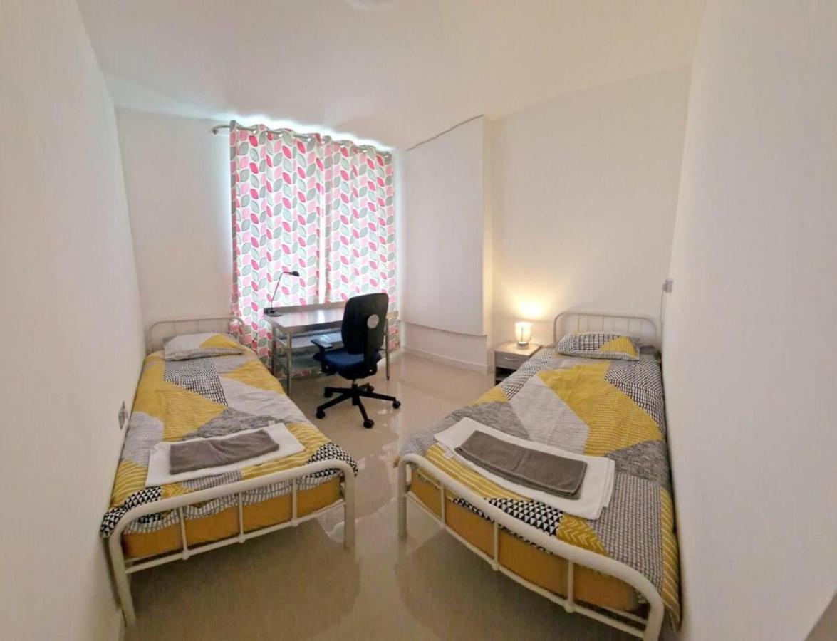 Вилла Modern 3-Bed House In Surrey Quays Лондон Экстерьер фото
